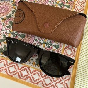 Black Classic Ray Ban Wayfarer Polarized